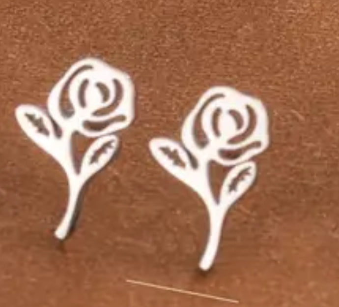 Flower #4 Stainless Steel Studs